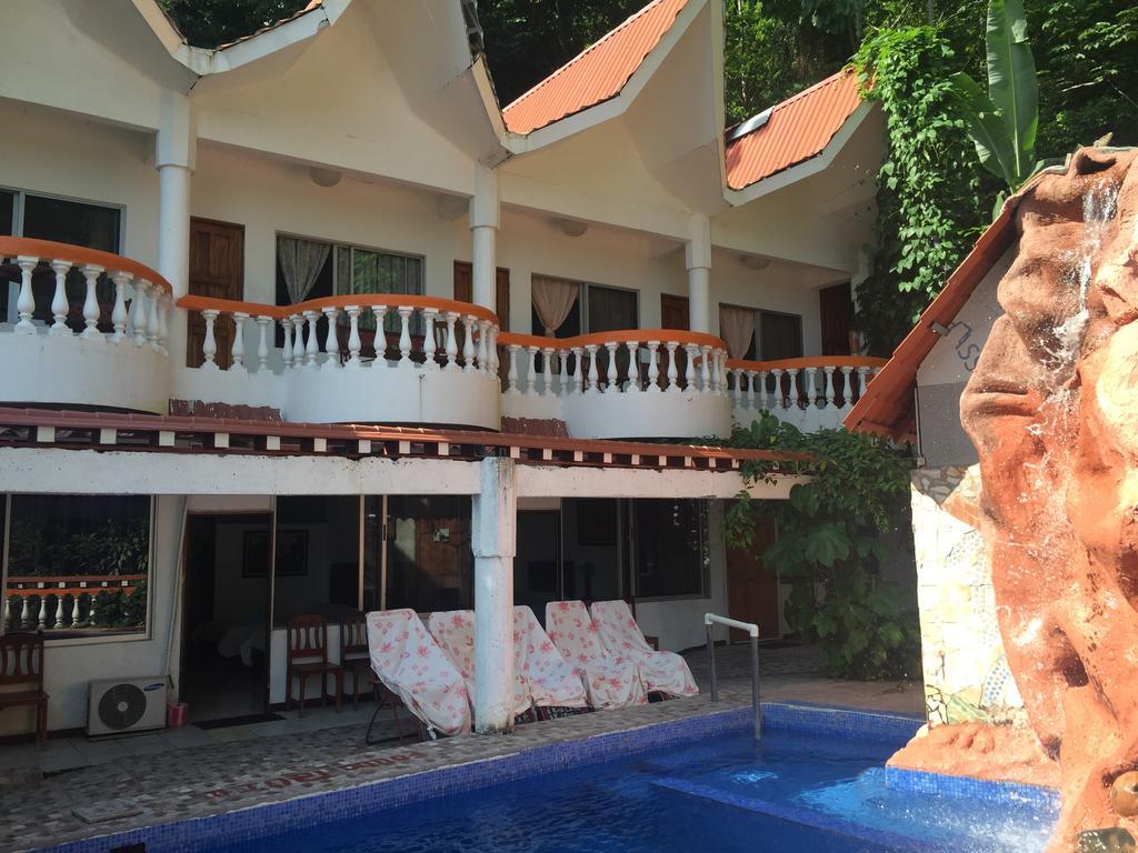 Hotel Coco Beach Мануел Антонио Екстериор снимка
